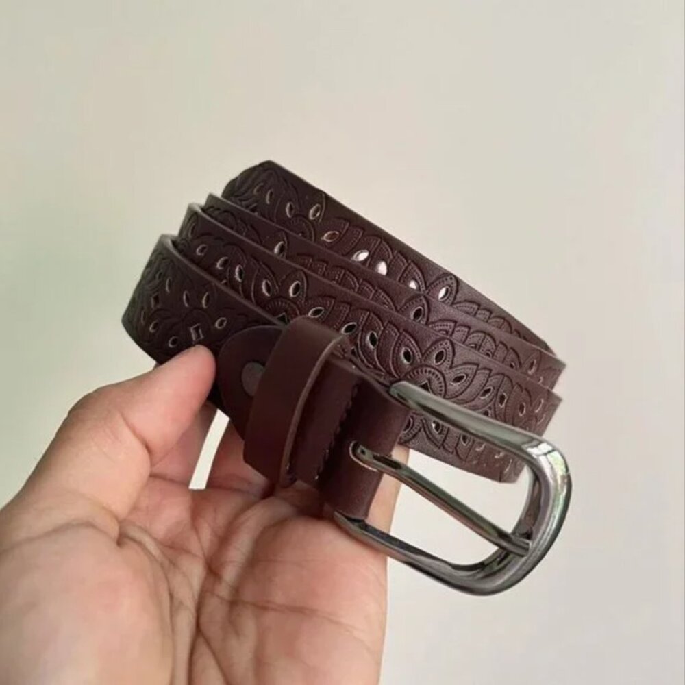 vintage style brown American western carved floral design belt